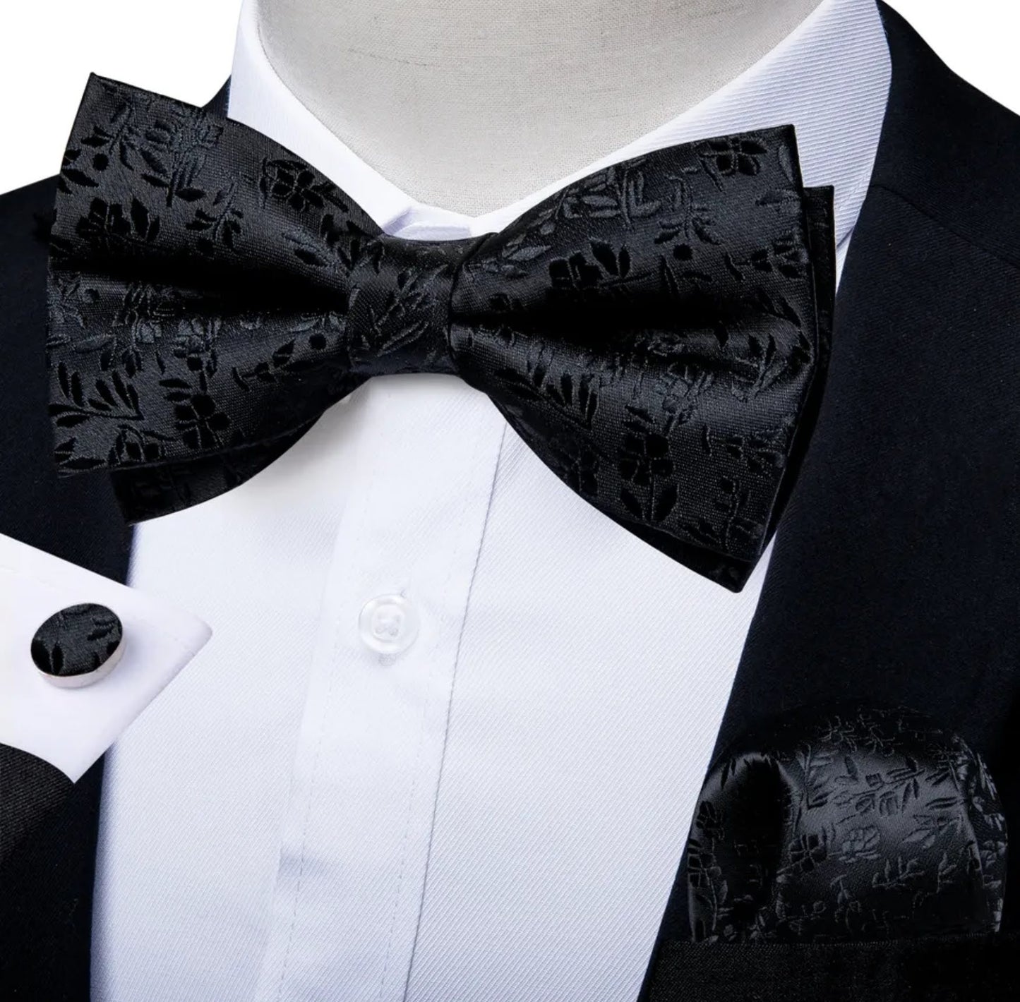 Bowtie and Pocket Square (Pre-Tie)